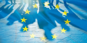 L'Unione europea discute con i partner mondiali azioni congiunte per affrontare i conflitti e le minacce climatiche e sanitarie.