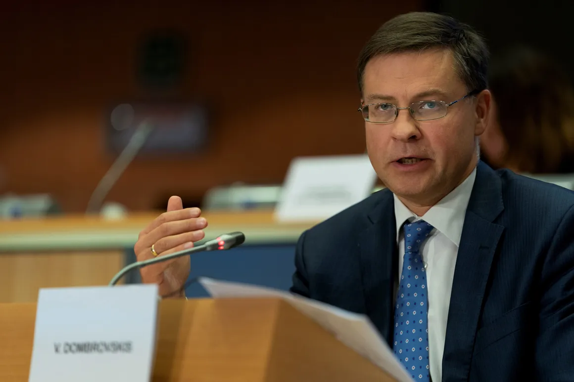 Valdis Dombrovskis politicopuntoeu
