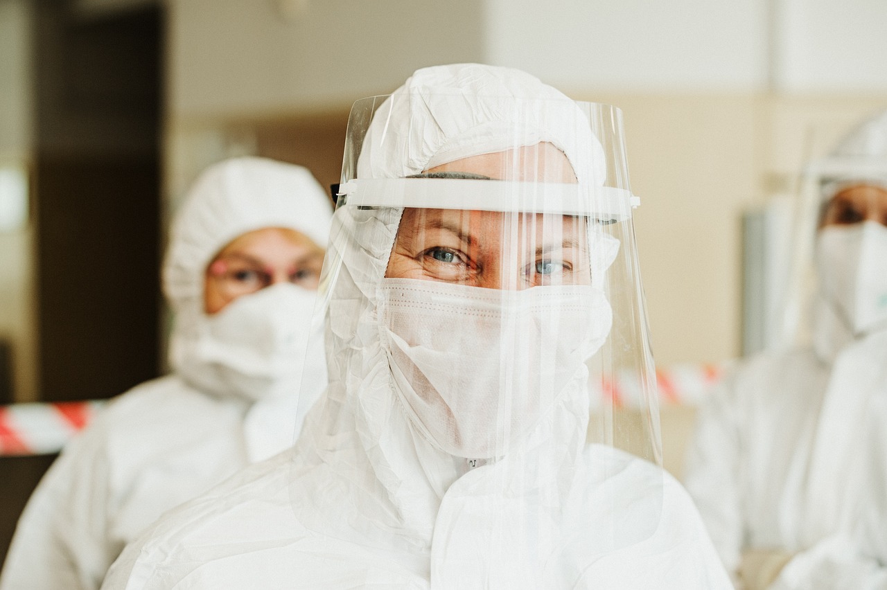 protective suit 5716753 1280