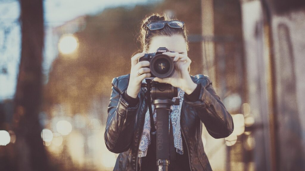 photographer 2179204 1280