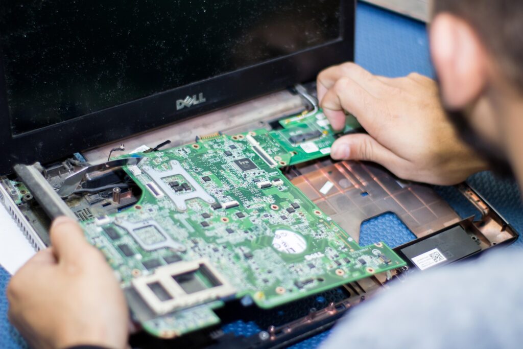 2725881 electronics 2929043 1920