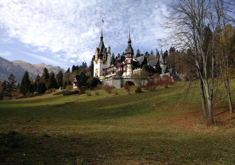Corpo Europeo di Solidarietà:”Vola in Romania per un’esperienza di volontariato a contatto con i giovani, da 3 a 12 mesi”.