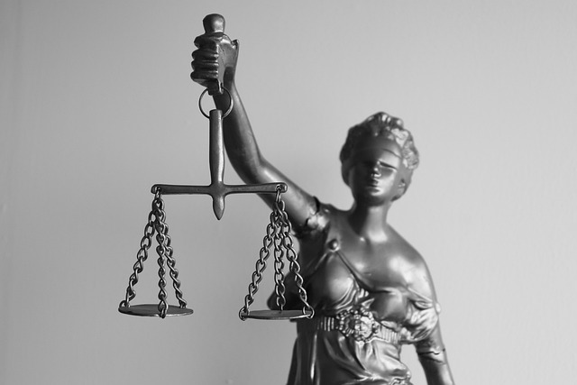 Decisione d’Esecuzione (UE) 2026/1089 della Commissione del 20 maggio 2026 che posticipa la data di scadenza dell'approvazione della medetomidina ai fini del suo uso nei biocidi del tipo di prodotto 21 conformemente al Regolamento (UE) n. 528/2012. Giustizia pixabay legal 5293009 640